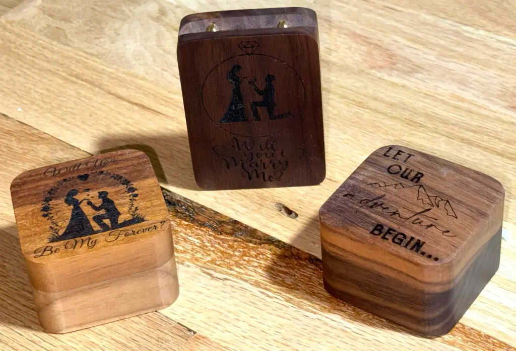 [WoodRingBx1] Square Wooden Ring Box